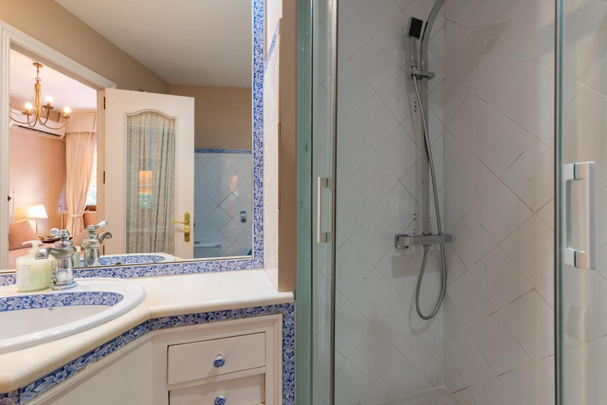 Appartement Penthouse!!! Center Of Seville!!! 2 Bedroom + 2 Bath!!! *